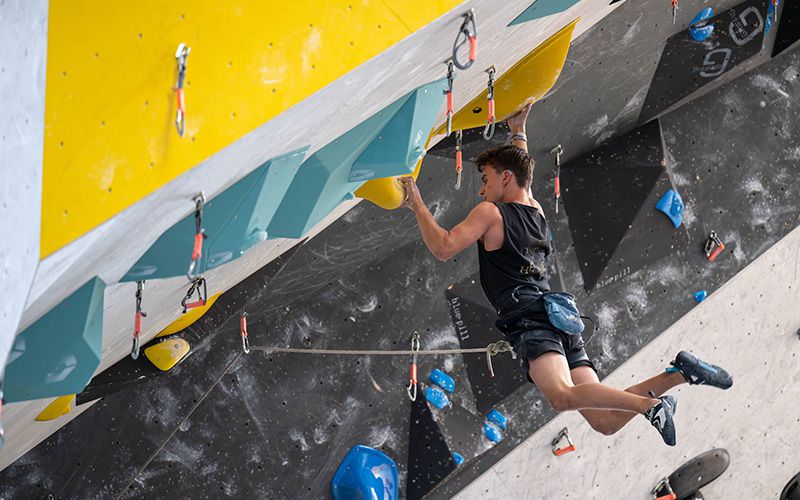 Levin Casoni in action